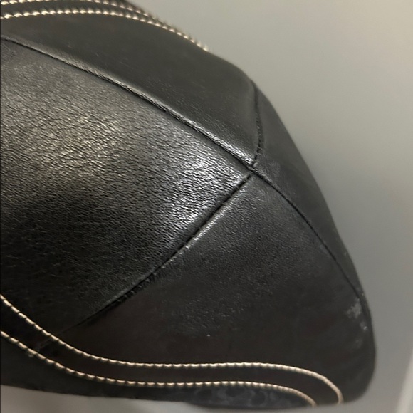 Coach Signature C Vintage Black Hobo Bag - Picture 9 of 12